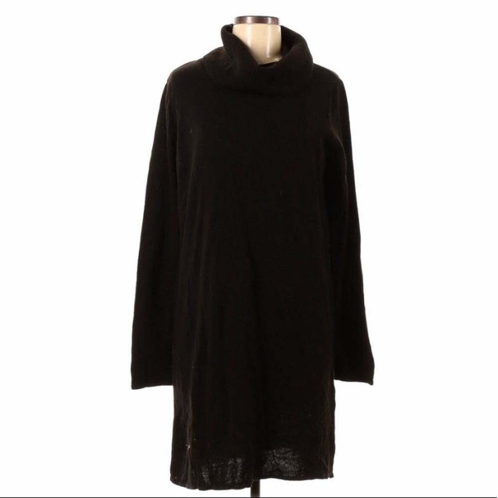 NWT ASOS Black TurtleNeck Dress Size 8 Long  Sleeve Knee Length 100%Acrylic
